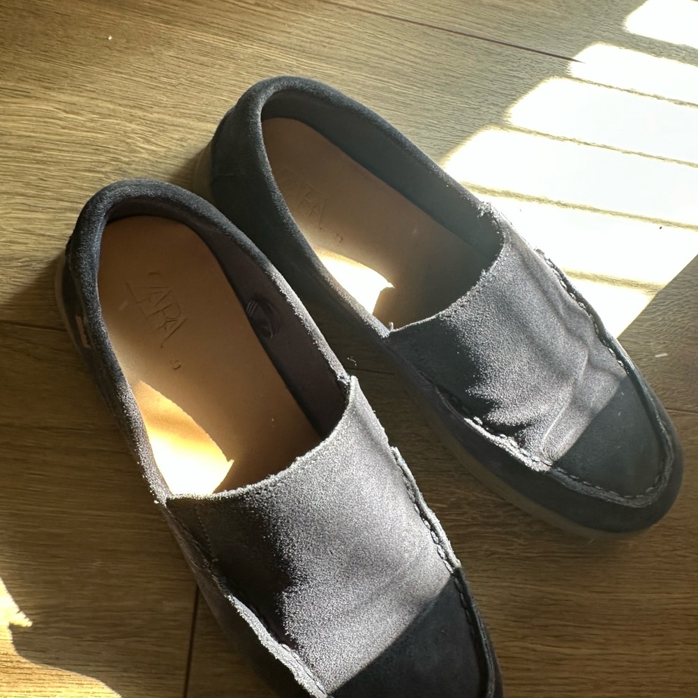 Zara Boys navy genuine suede loafers